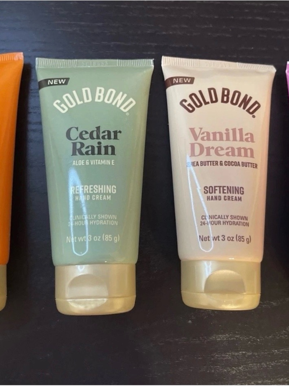 Gold Bond Vibrant Different Glowing Hand Cream 3oz Lot Of 4